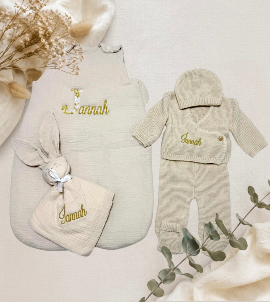 Ensemble naissance personnalisé brodé – Cadeau bébé