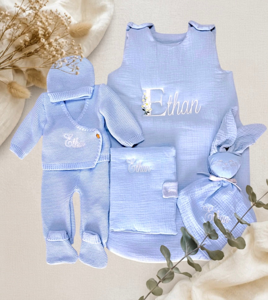 Ensemble naissance personnalisé brodé – Cadeau bébé