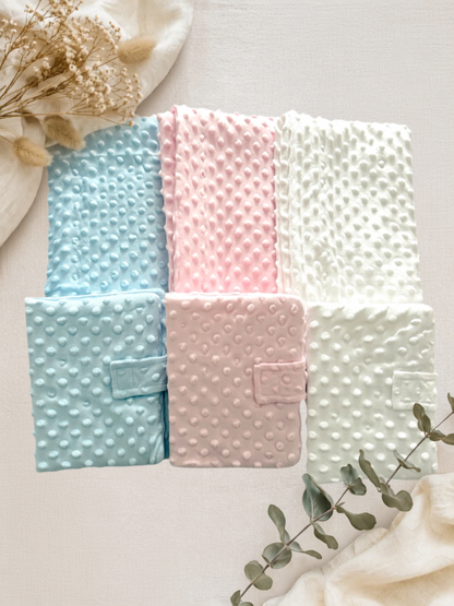 Plaid bébé brodé & protège carnet personnalisé